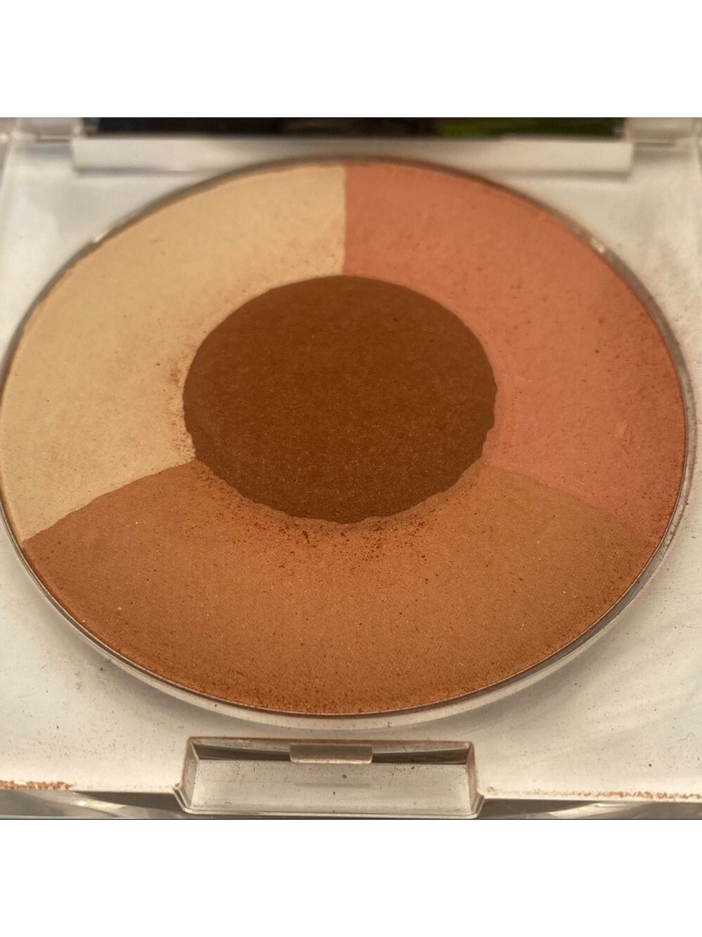 Watier bronzer - Picture 3 of 4